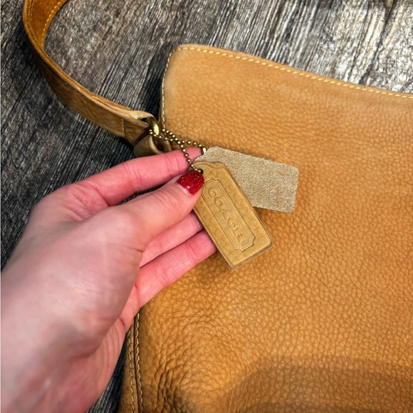 Vintage Coach Sonoma nubuck medium bucket bag - Picture 4 of 10